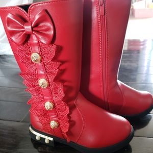 Girls size 3 (euro 34) boot